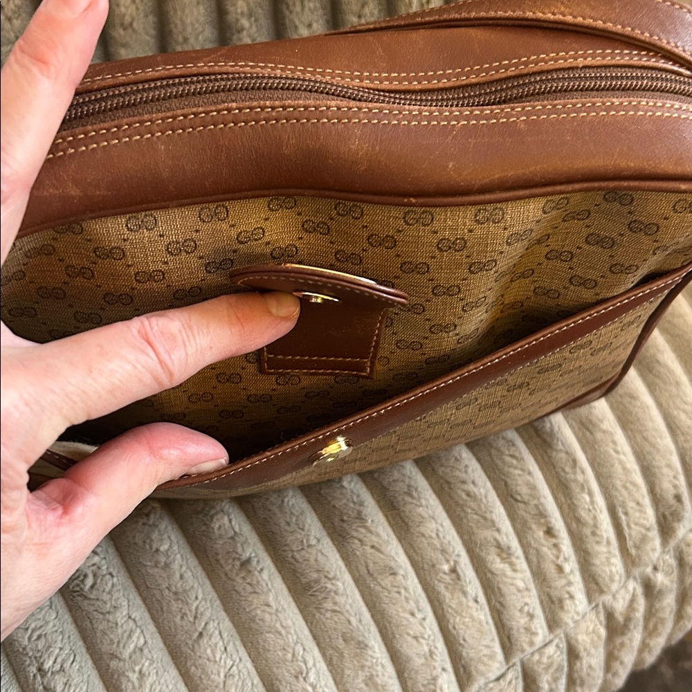 Gucci Brown/Tan Monogram Crossbody Bag - Picture 8 of 16
